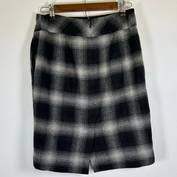 Ann Taylor LOFT Plaid Wool Blend Mini Pencil Skirt, Sz 8 - Picture 3 of 8